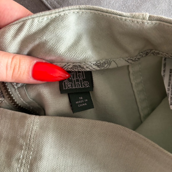 Mint Green Mini Skirt - Picture 4 of 4